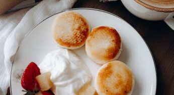 Strawberry Cream-Filled Rolls 😍🤤