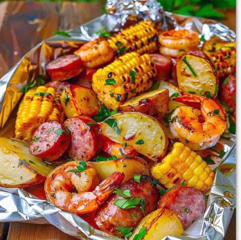Shrimp Corn Potatoes and Smoked Sausage Foil Pack - Clorei Tasty Recipes