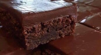 Easy Texas Turtle Sheet Cake