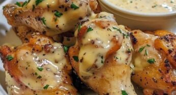 Creamy Garlic Parmesan Chicken Wings