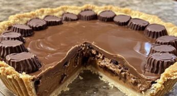 Reese’s Chocolate Peanut Butter Pie