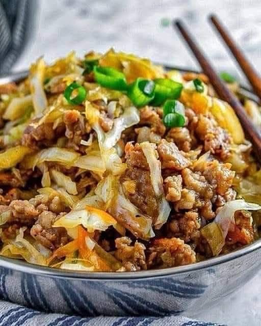 Stir Fried Cabbage with Ground Meat