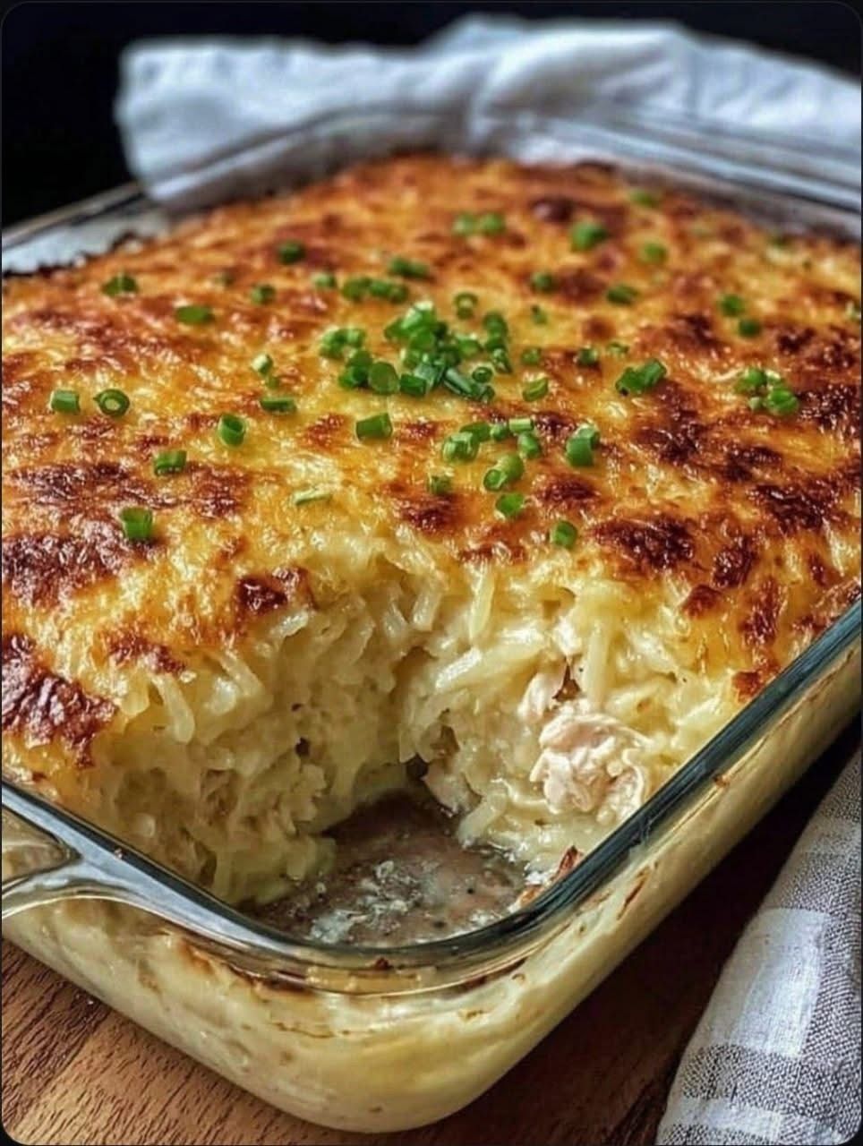 Cheesy Chicken Hashbrown Casserole (Big Family-Style Recipe)