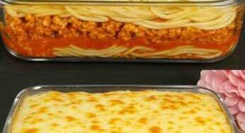 Cheesy Baked Spaghetti with Ground Beef Sauce