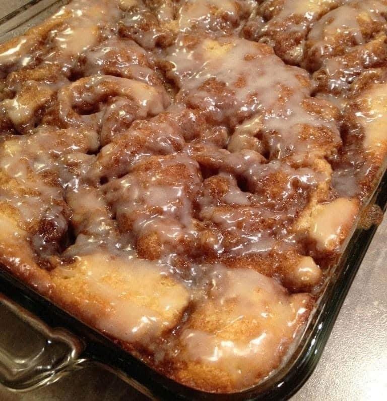 Cinnamon Roll Cake