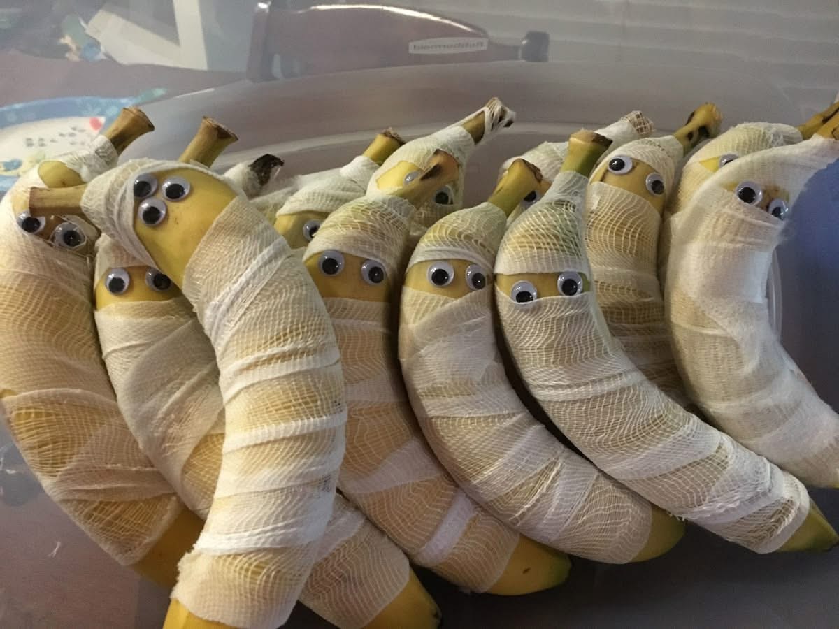 17 DIY Mummy Halloween Crafts For Your Kids