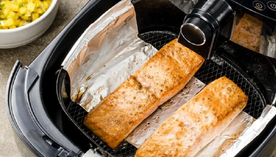 Can We Use Aluminum Foil In The Air Fryer?