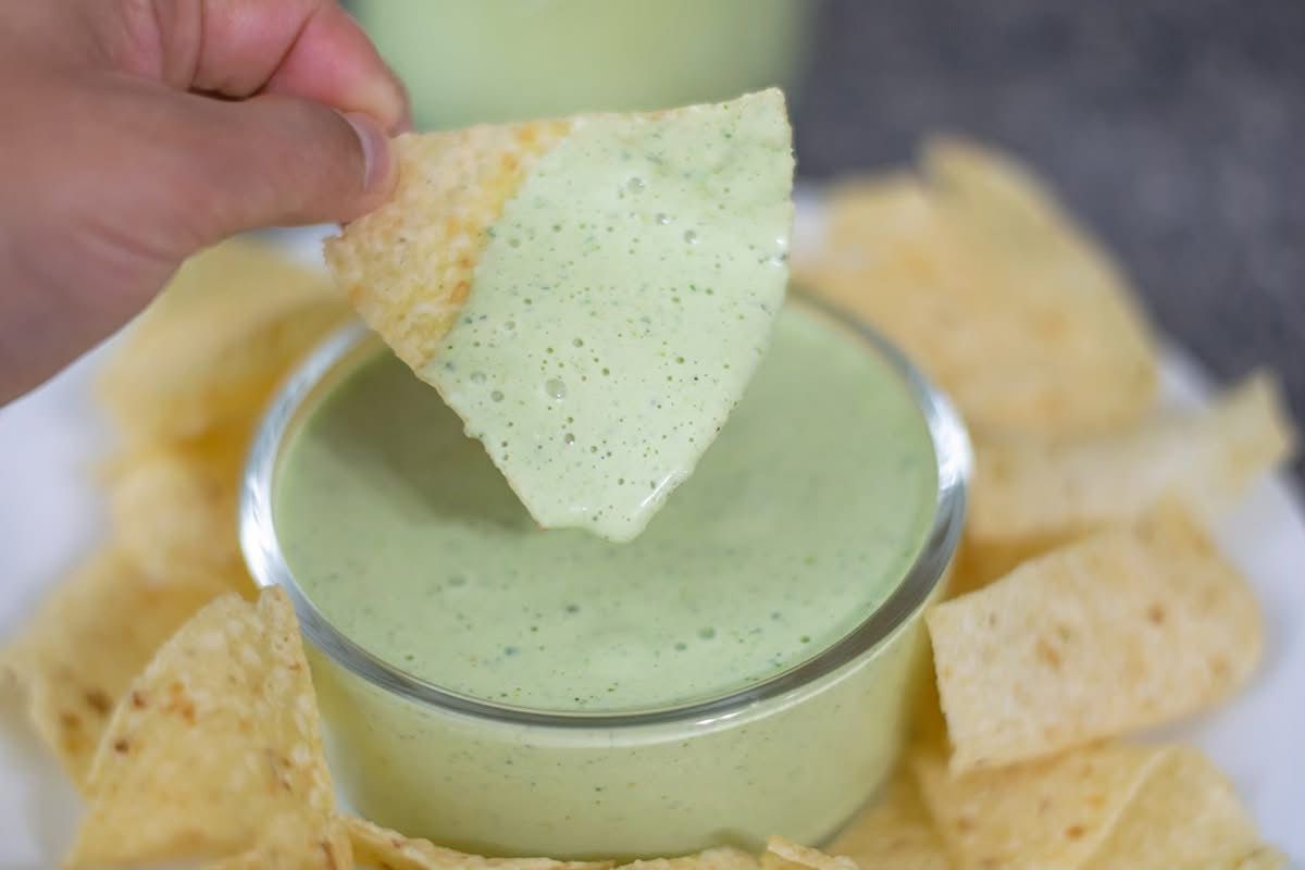 Creamy Avocado Ranch Dip