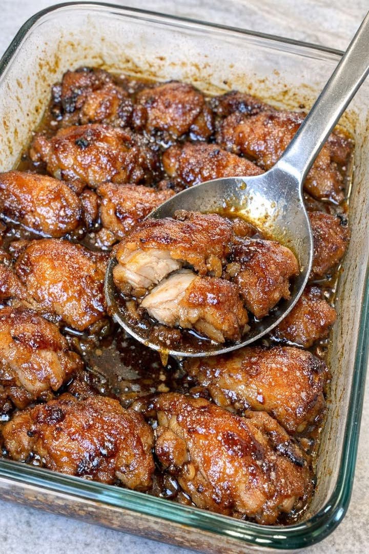 Honey Garlic Baked Chicken Thighs
