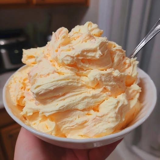 Homemade Whipped Honey Butter