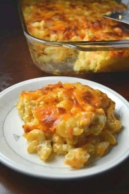 Creamy Baked Cauliflower and Cheese Casserole