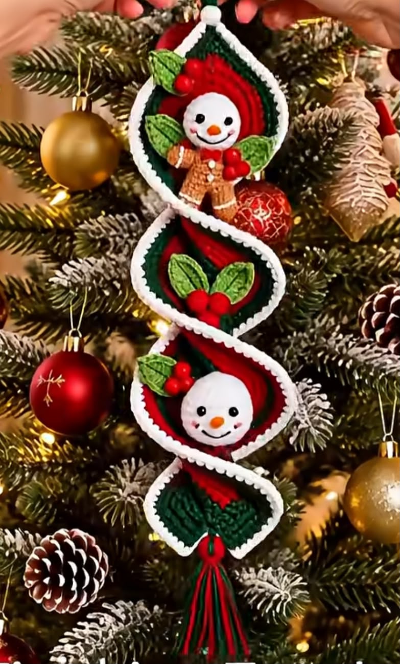Christmas Spiral Ornament